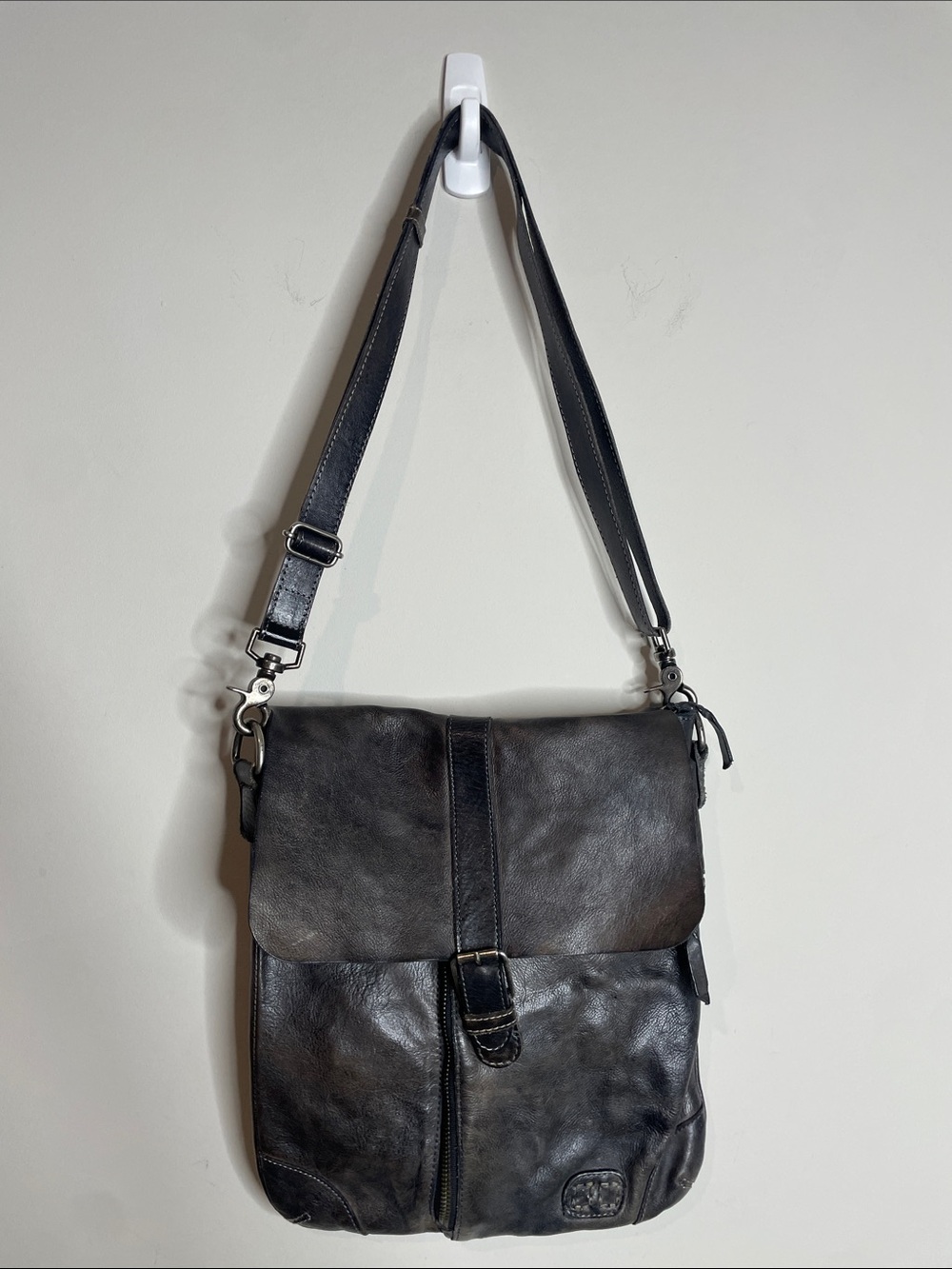 Bed Stu | Jack Leather Crossbody Shoulder Bag Black Rustic